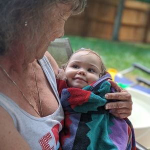 Meet your Posher, Debbie